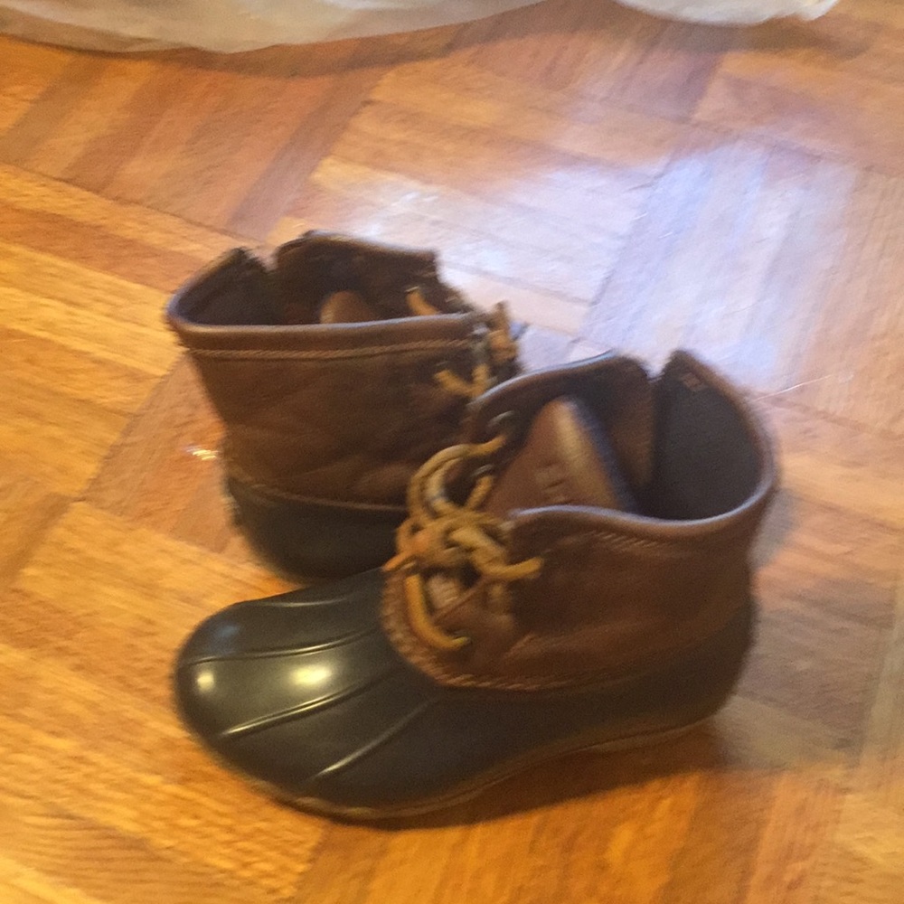 Sperry boots
